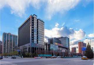 泰州平衡重全电动堆高车